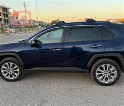 تۆیۆتا ڕاڤ 4